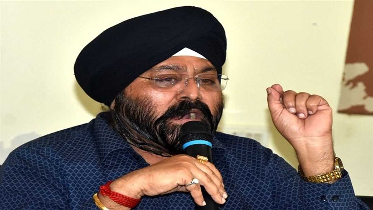 ओलंपिक एसोसिएशन के महासचिव गुरुचरण होरा ने दिया इस्तीफा ओलंपिक एसोसिएशन के महासचिव गुरुचरण होरा ने दिया इस्तीफा